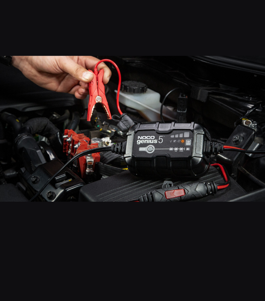POLNILEC AKUMULATORJA NOCO® GENIUS5 6V/12V 5A. GENIUS polnilec, vzdrževalec in desulfator akumulatorjev