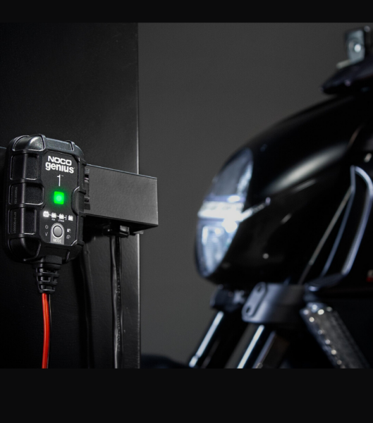 POLNILEC AKUMULATORJA NOCO® GENIUS1 6V/12V 1A