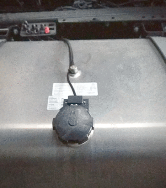 ALARM ZA GORIVO ZA TOVORNJAK - 2 SENZORJA