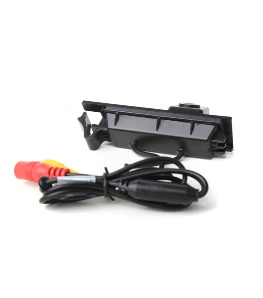 KAMERA OEM ZA VZVRATNO VOŽNJO HYUNDAY ix-35 LED TSBCHYU-02