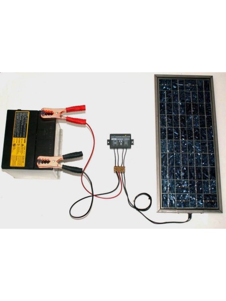 KRMILNIK SOLARNEGA POLNJENJA KEMO M149 12V, 6A/10A