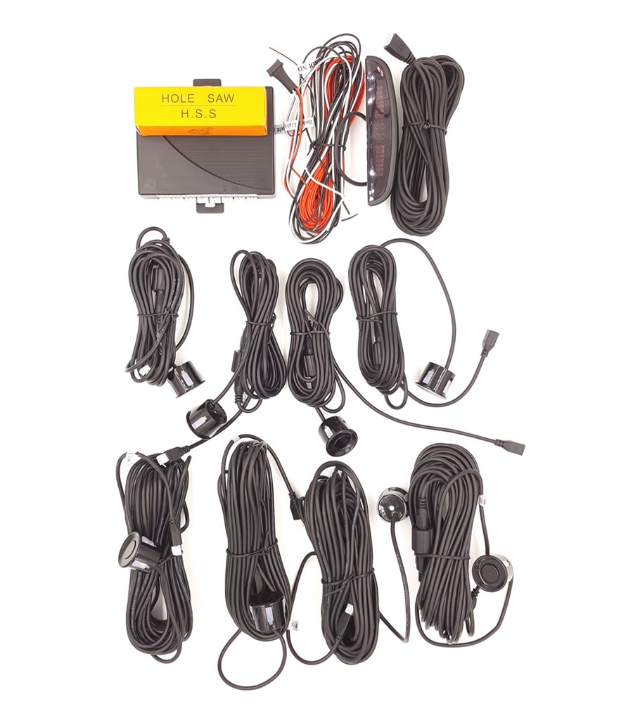 KOMPLET PARKIRNIH SENZORJEV Z ZASLONOM WIRD037C8