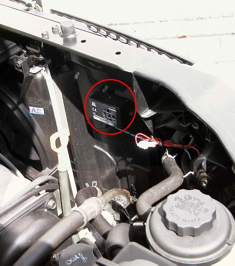 ULTRASONIC ANTI MARTEN DEVICE FOR MOTOR VEHICLES KEMO M100N 12V